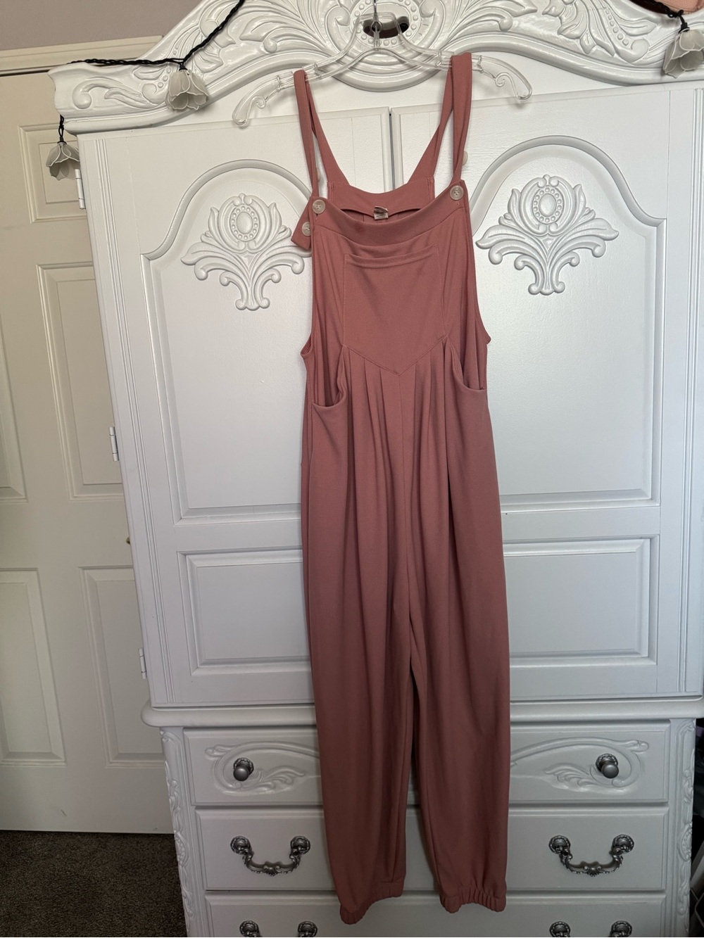 HALARA Dusty Rose Relaxed Jumpsuit Romper